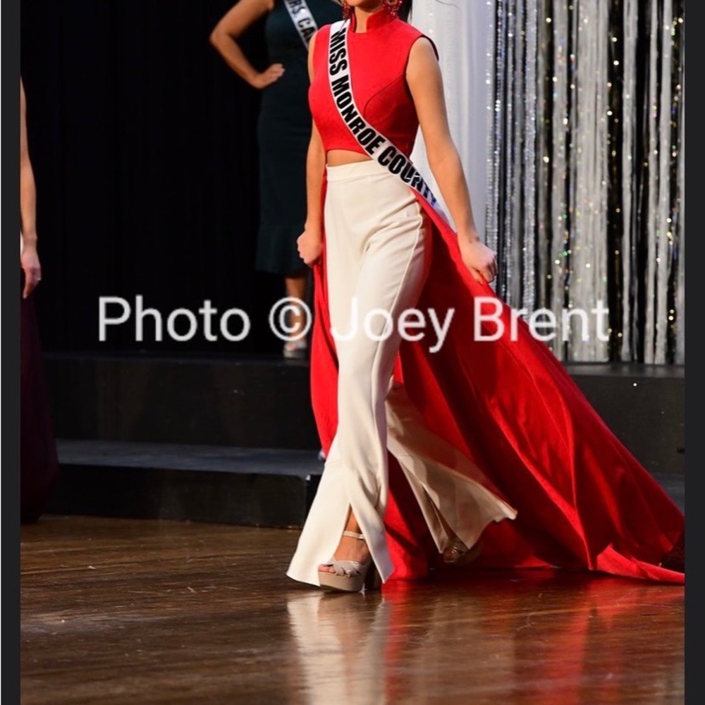 Jovani Formal Pants/Cape, Red/White, size 0